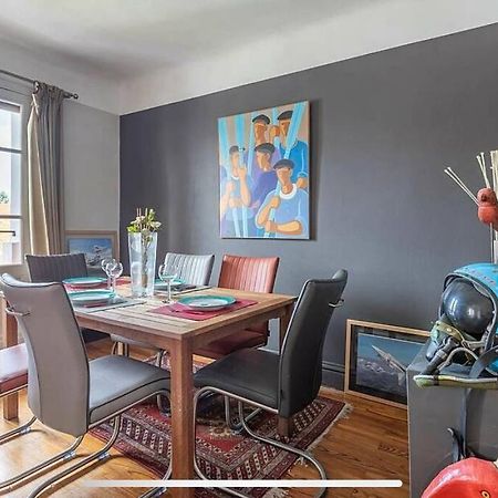 Exceptionnel 3 Pieces Art Deco En Dernier Etage Avec Garage Prive Centre Biarritz Apartment Luaran gambar